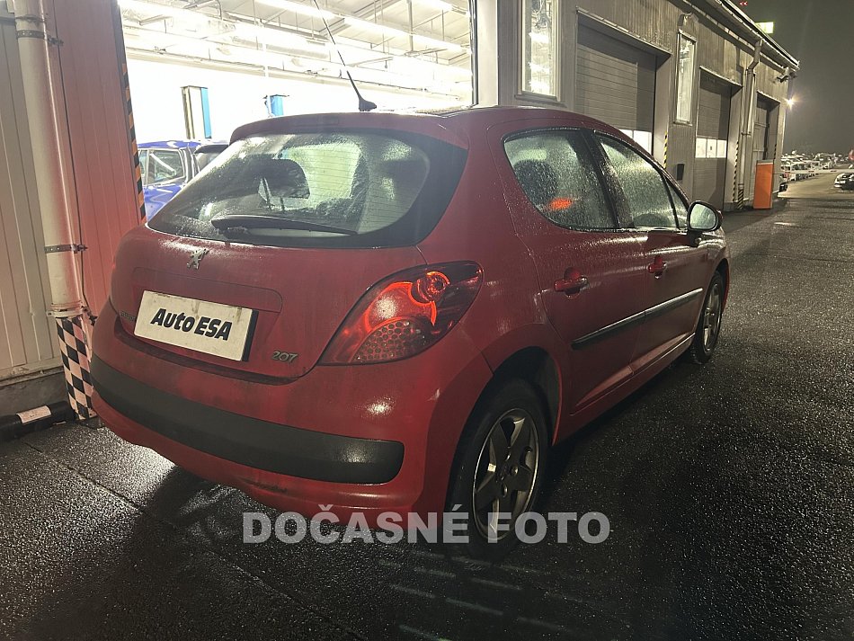 Peugeot 207 1.4i 