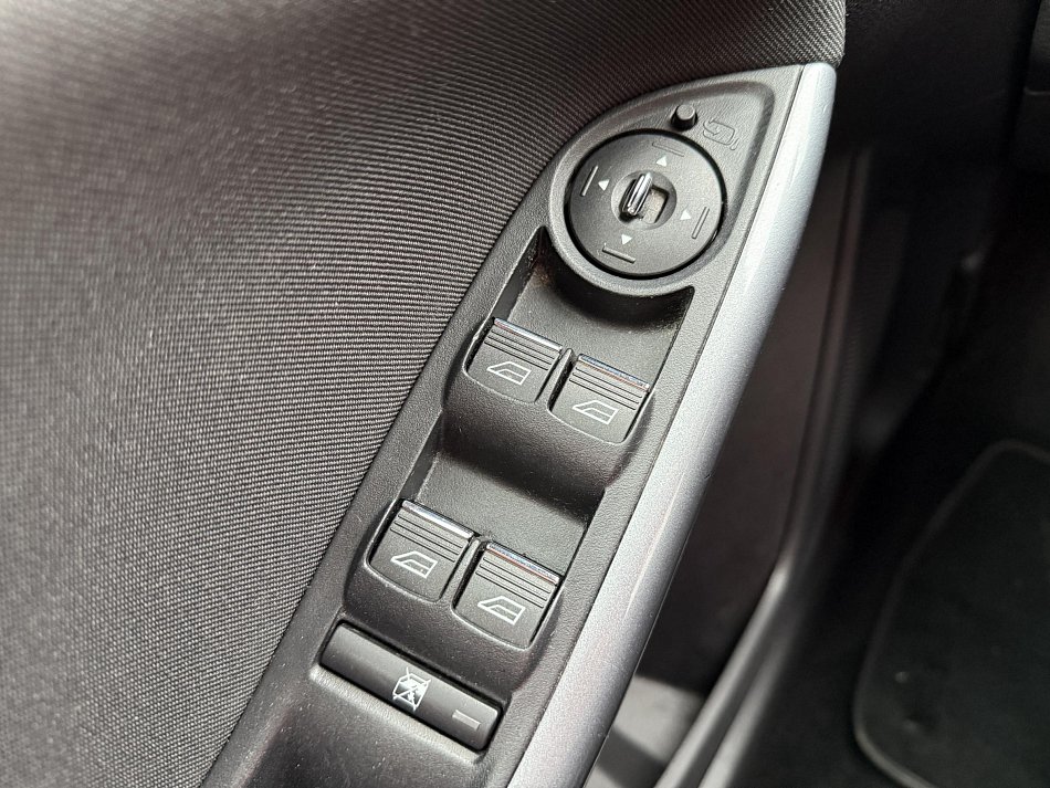 Ford Focus 1.6 Ti-VCT 