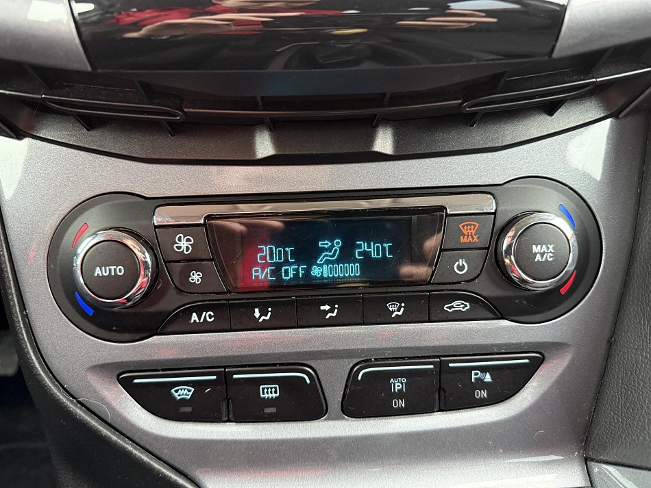 Ford Focus 1.6 Ti-VCT 