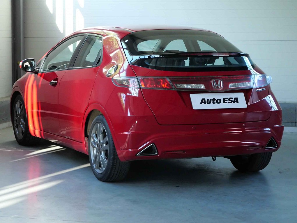 Honda Civic 1.8 i-VTEC 