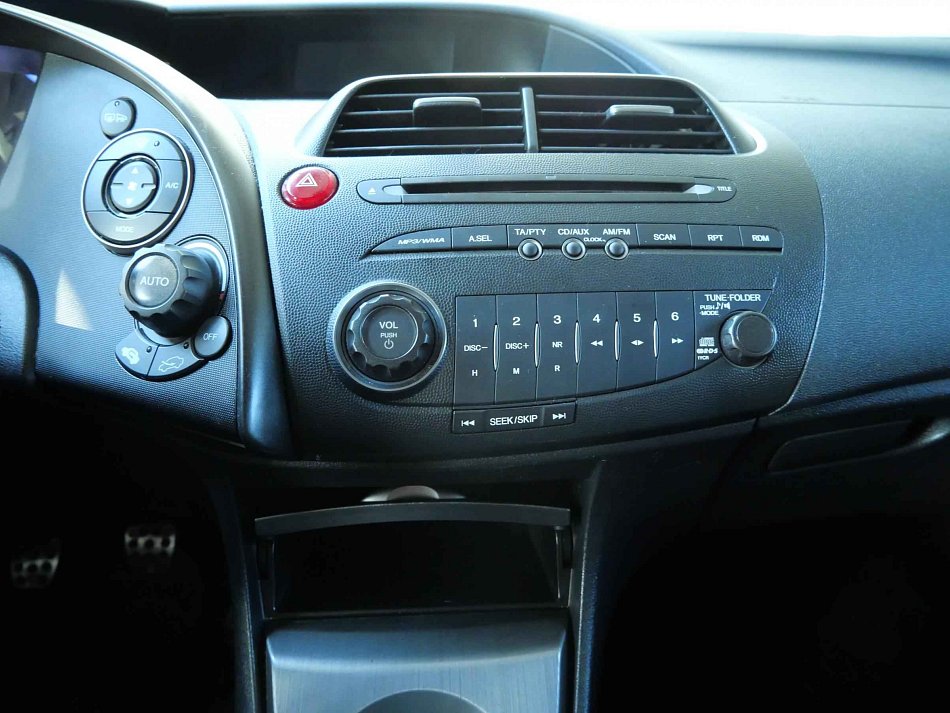 Honda Civic 1.8 i-VTEC 