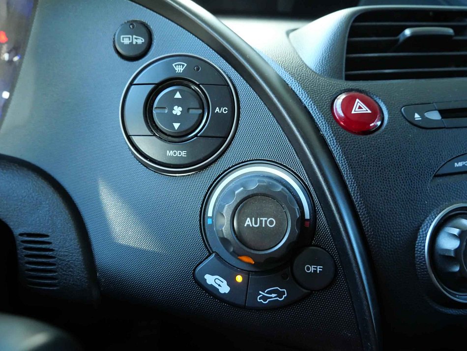 Honda Civic 1.8 i-VTEC 