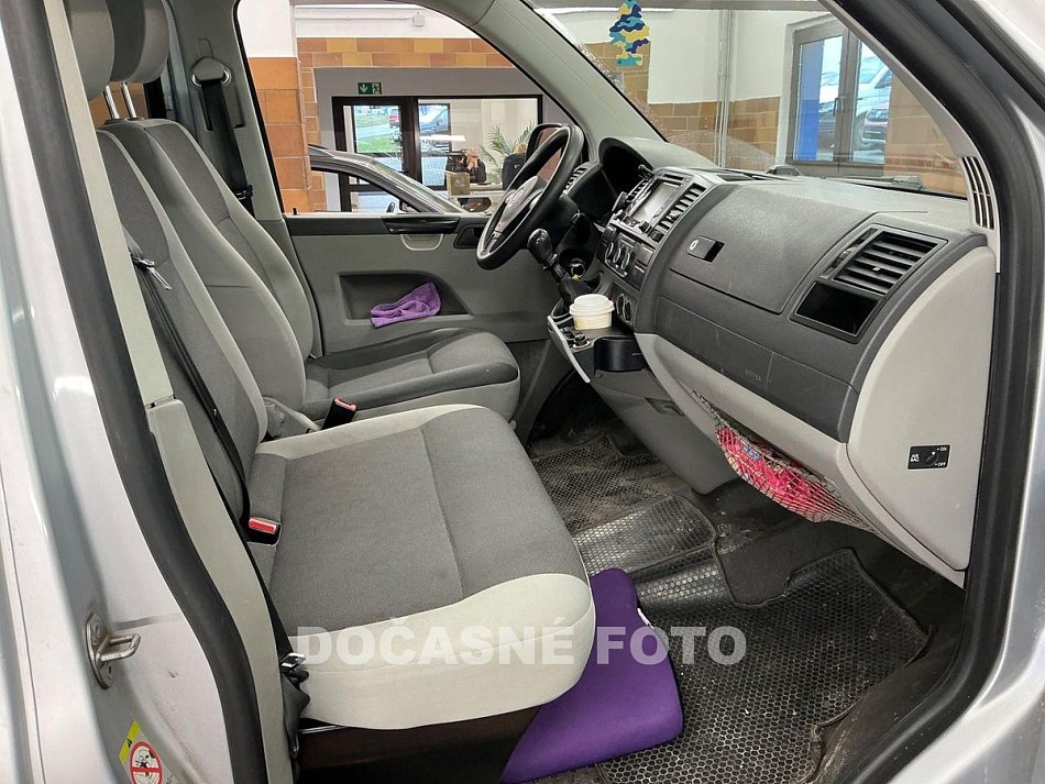 Volkswagen Transporter 2.0TDi  9míst