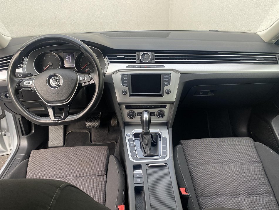 Volkswagen Passat 1.6 TDI 