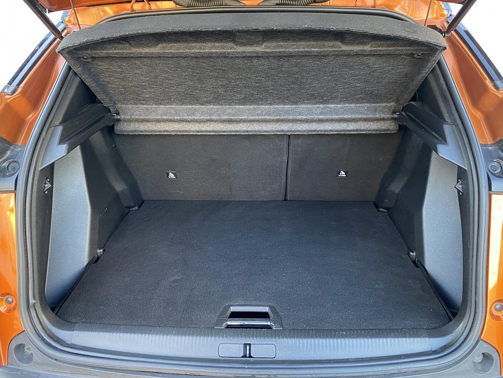 Peugeot 2008 1.2 PT GT