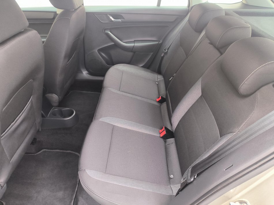 Škoda Rapid 1.2 TSi Ambition Spaceback