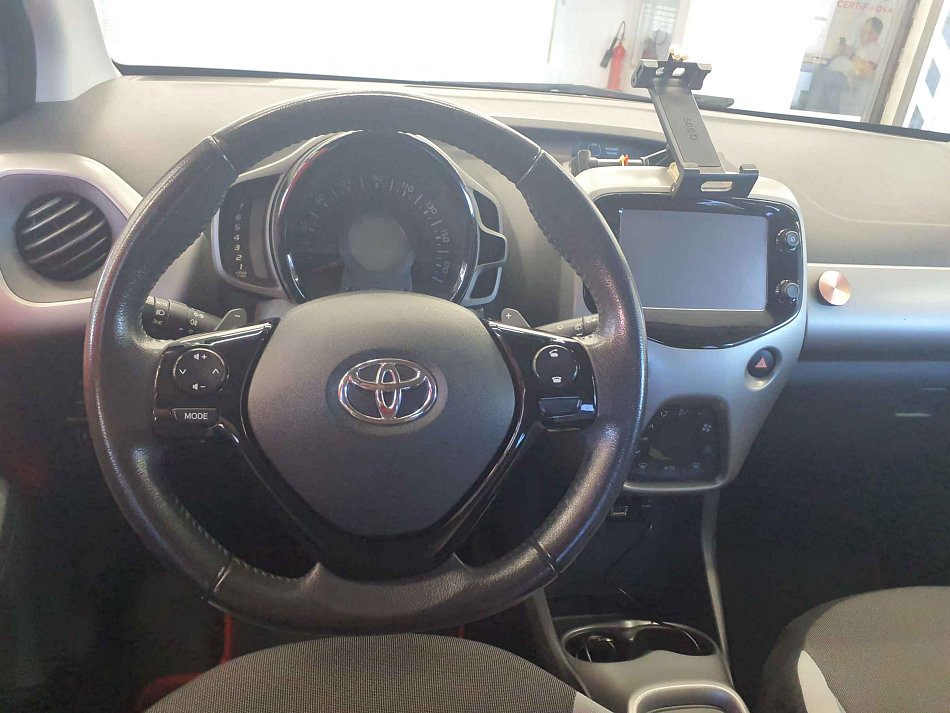 Toyota Aygo 1.0 VVT-i X-play