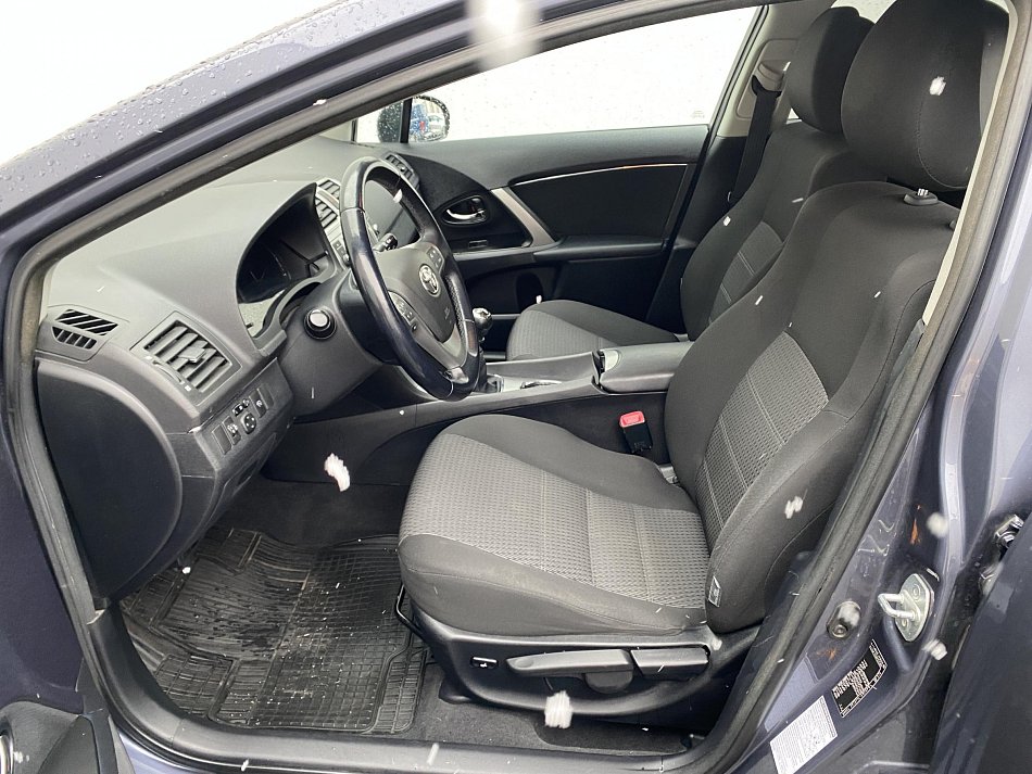 Toyota Avensis 1.8 VVT-i 