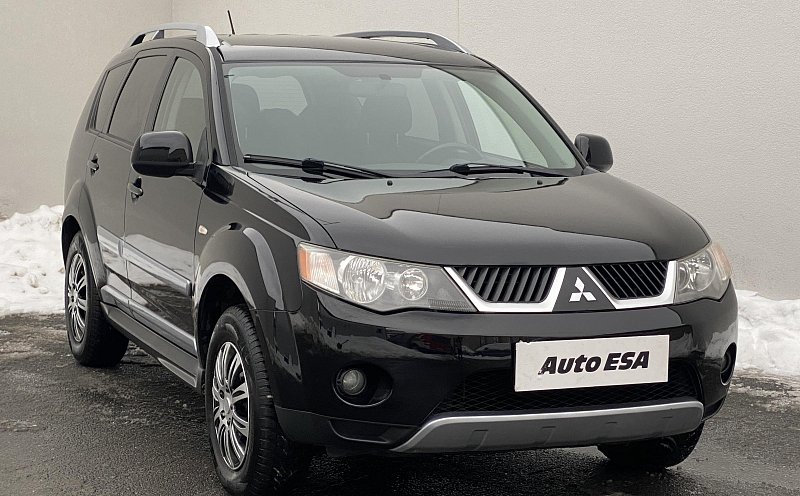 Mitsubishi Outlander 2.4i 
