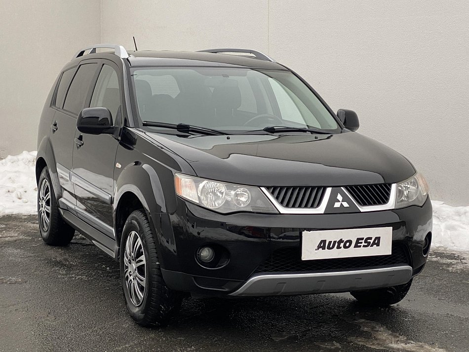 Mitsubishi Outlander 2.4i 