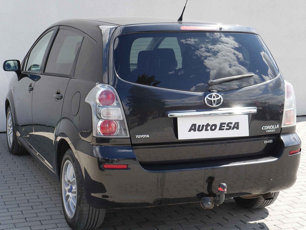 Toyota Corolla Verso 2.2D 