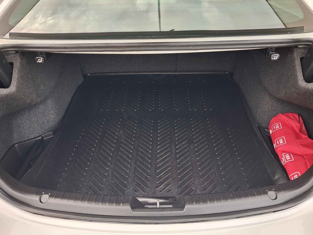 Mazda 6 2.5i Exclusive