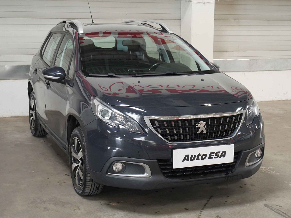 Peugeot 2008 1.2PT 