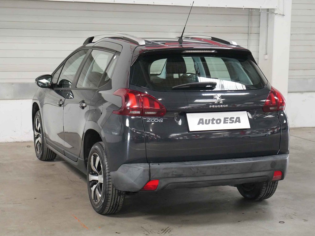 Peugeot 2008 1.2PT 