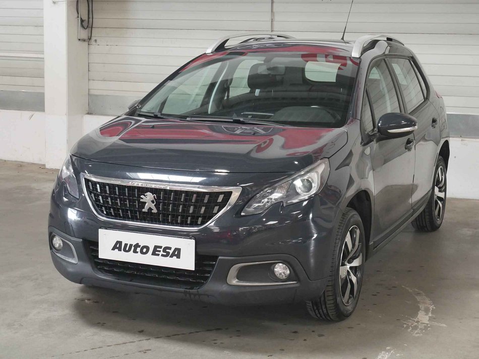 Peugeot 2008 1.2PT 