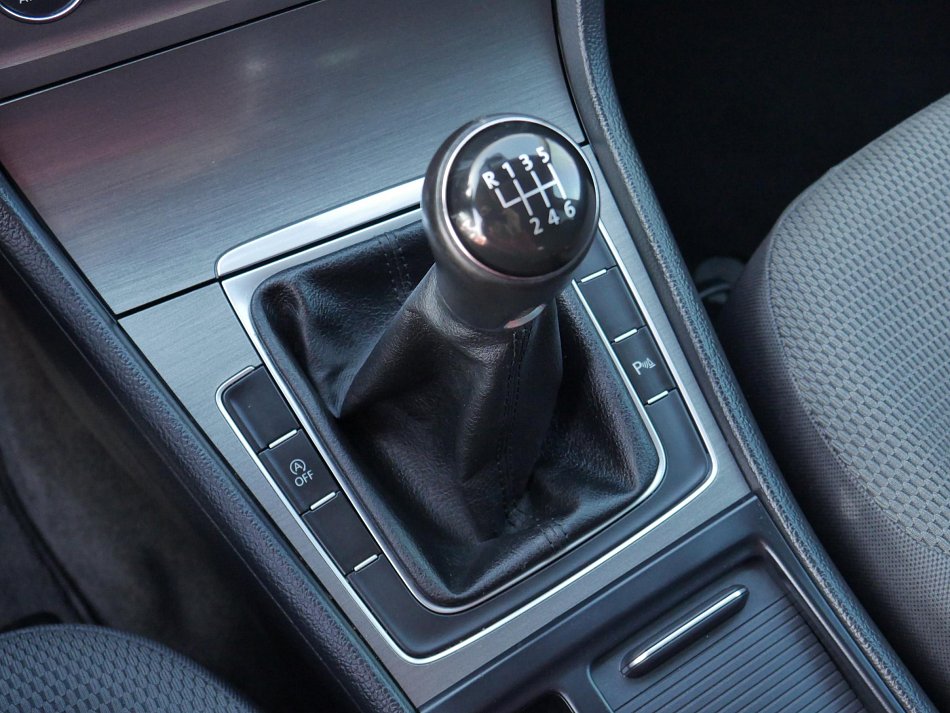 Volkswagen Golf 1.2TSi 