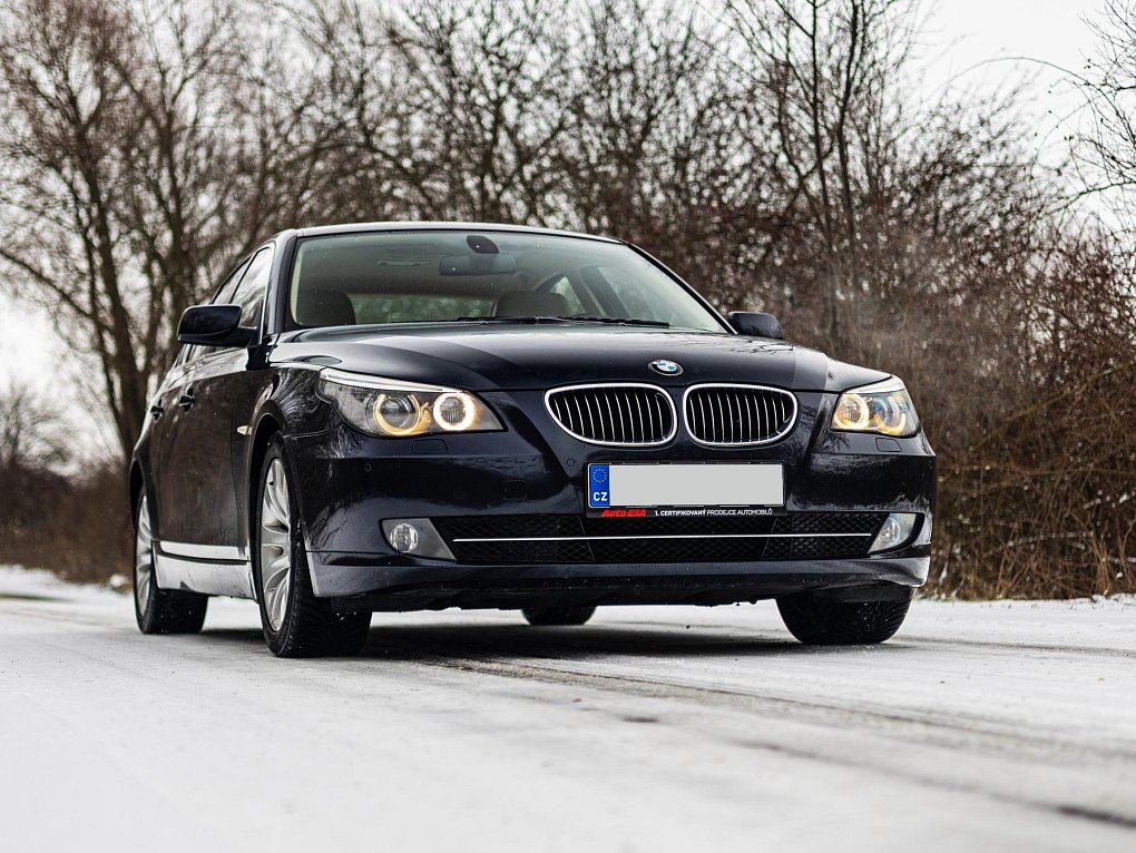 BMW Řada 5 4.0i  540i