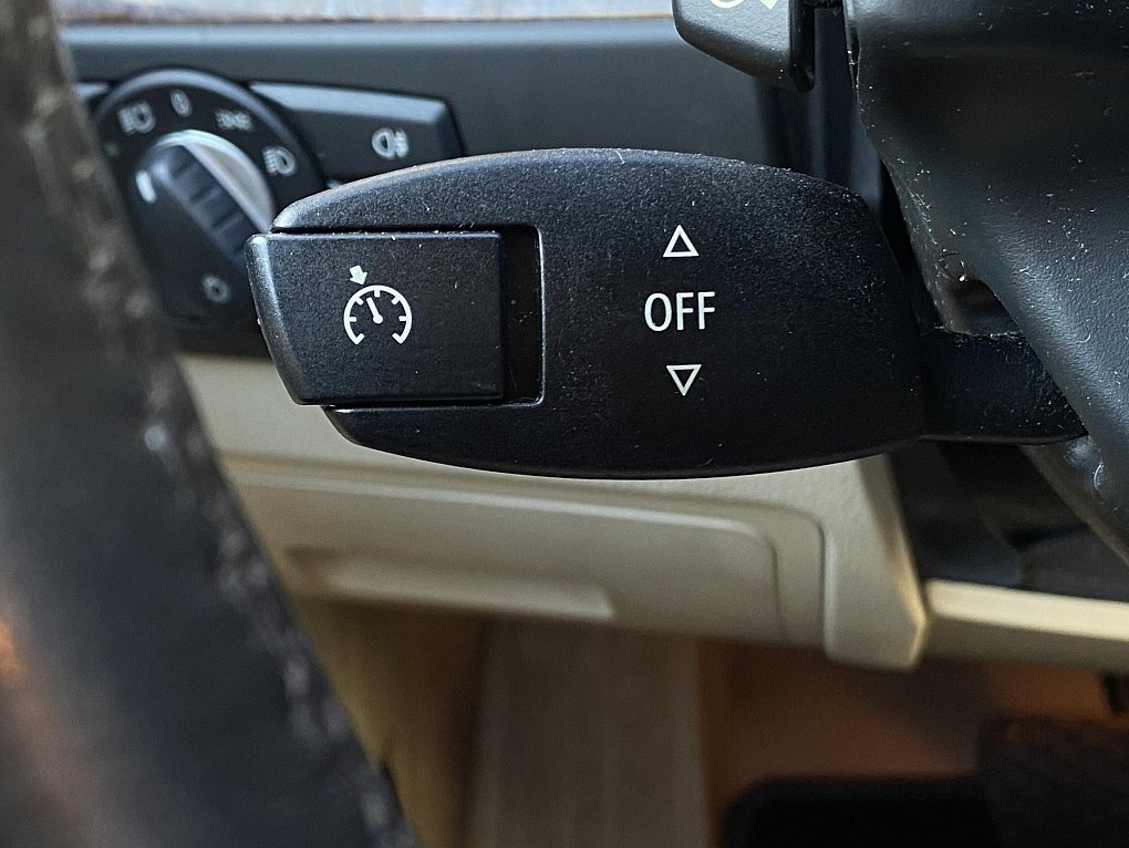 BMW Řada 5 4.0i  540i