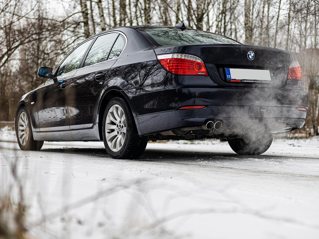 BMW Řada 5 4.0i  540i