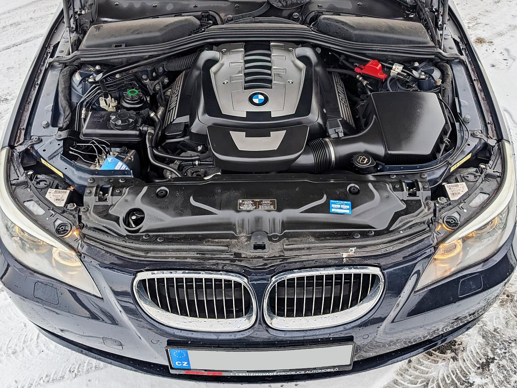 BMW Řada 5 4.0i  540i