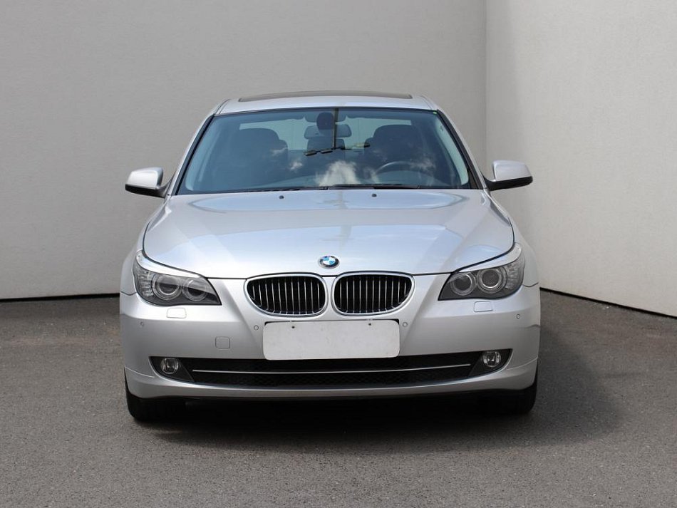 BMW Řada 5 4.0  540i