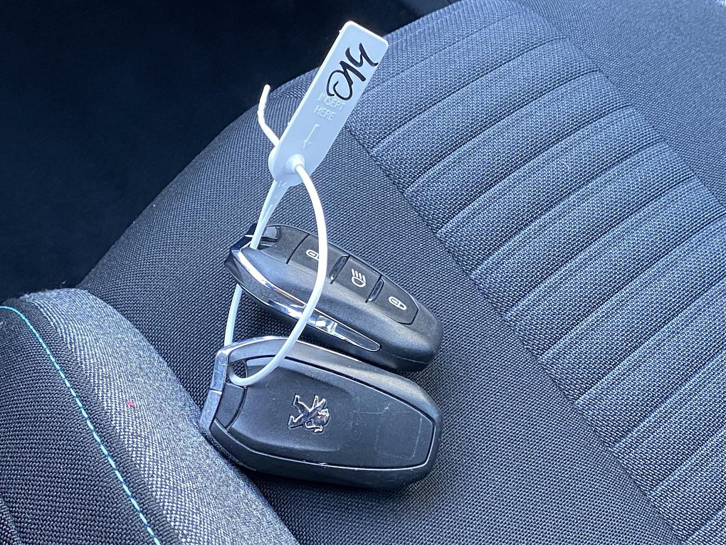 Peugeot 3008 1.2PT Active