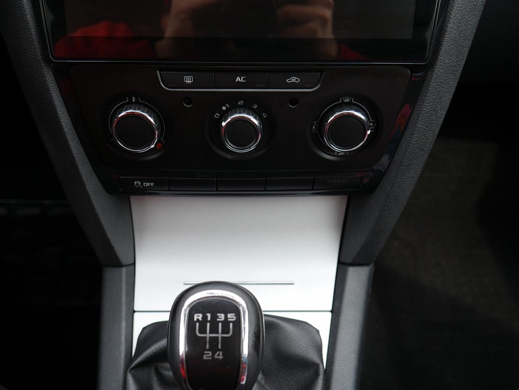 Škoda Octavia II 1.6 TDi Ambiente