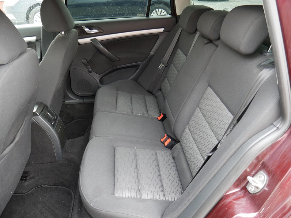 Škoda Octavia II 1.6 TDi Ambiente