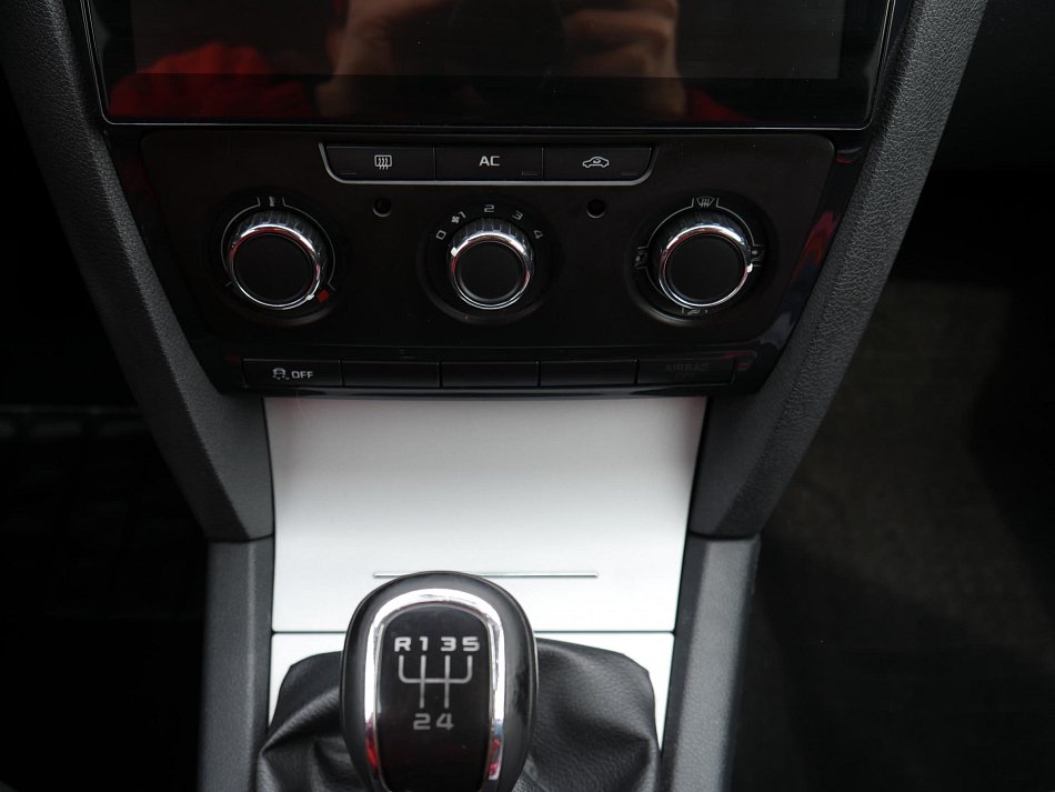 Škoda Octavia II 1.6 TDi Ambiente
