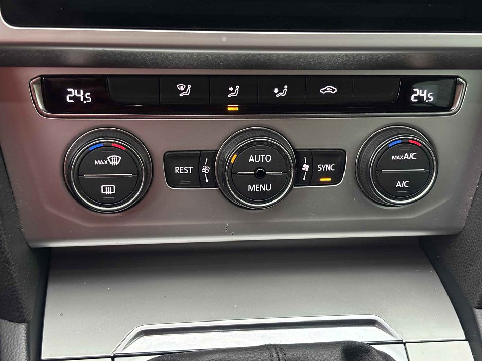 Volkswagen Passat 2.0 TDi 