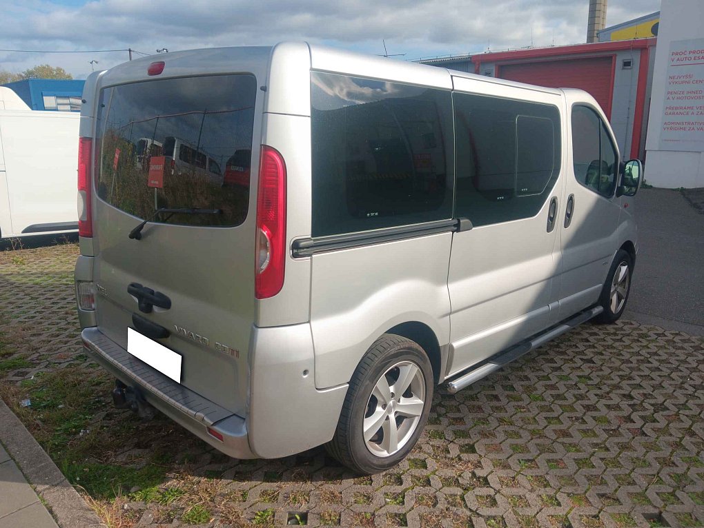 Opel Vivaro 2.0CDTi Tour 5míst