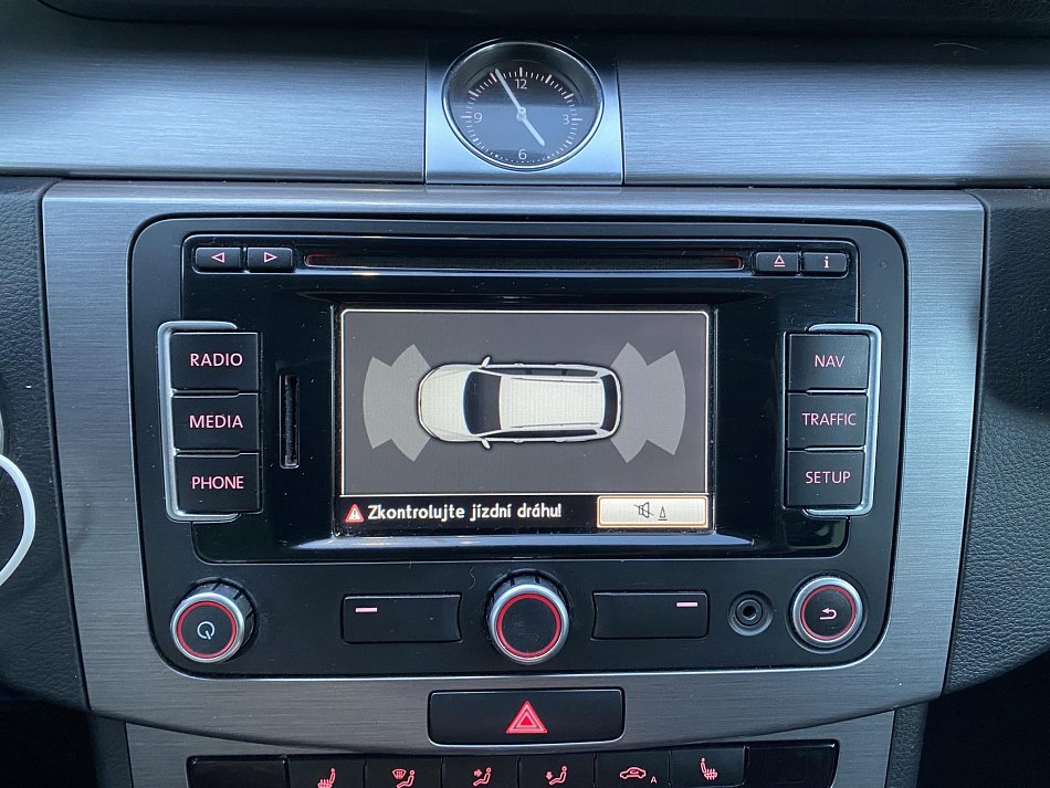 Volkswagen Passat 2.0 TDi 