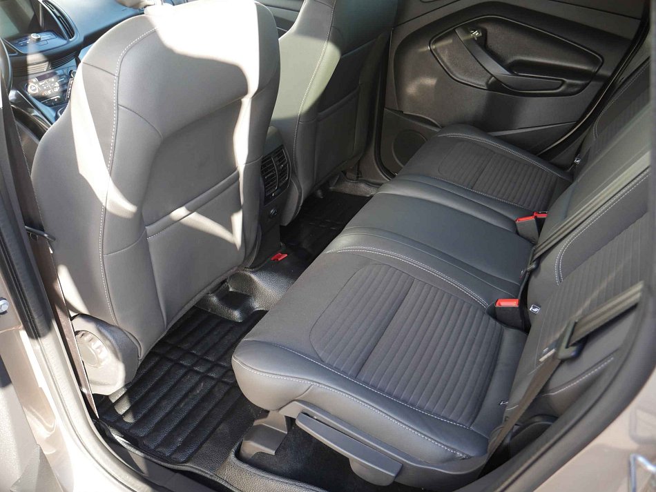 Ford Kuga 1.5 EB 
