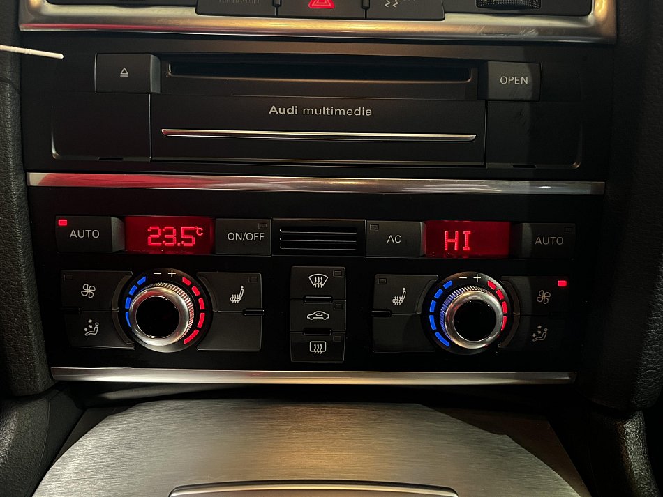 Audi Q7 3.0TDI  Quattro