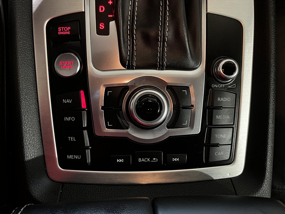 Audi Q7 3.0TDI  Quattro