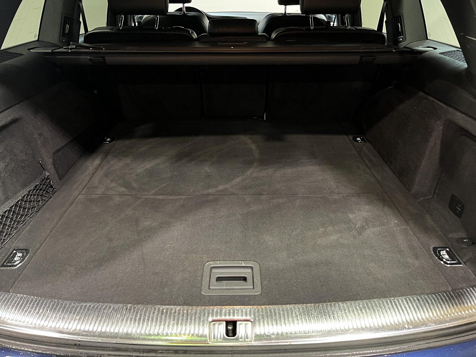 Audi Q7 3.0TDI  Quattro