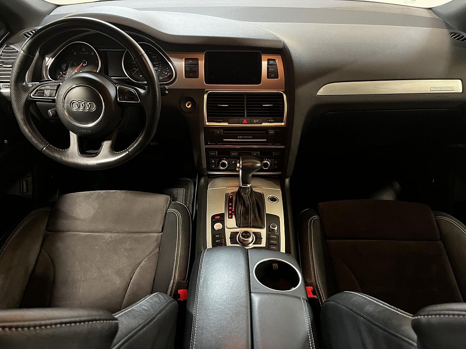 Audi Q7 3.0TDI  Quattro