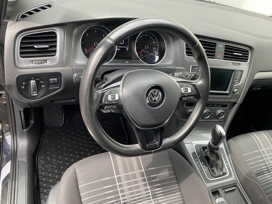 Volkswagen Golf 2.0 TDi Lounge