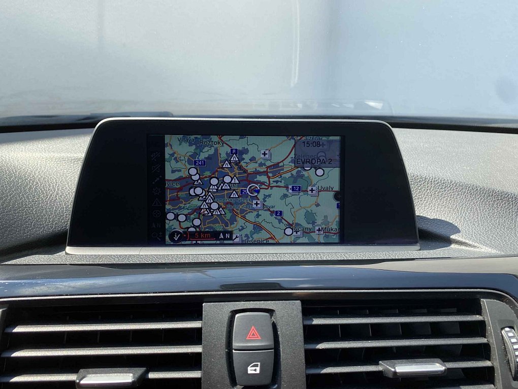 BMW Řada 3 2.0i  320i
