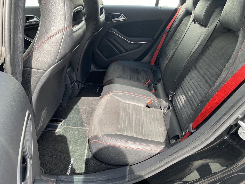 Mercedes-Benz CLA 2.2 CDi AMG CLA220
