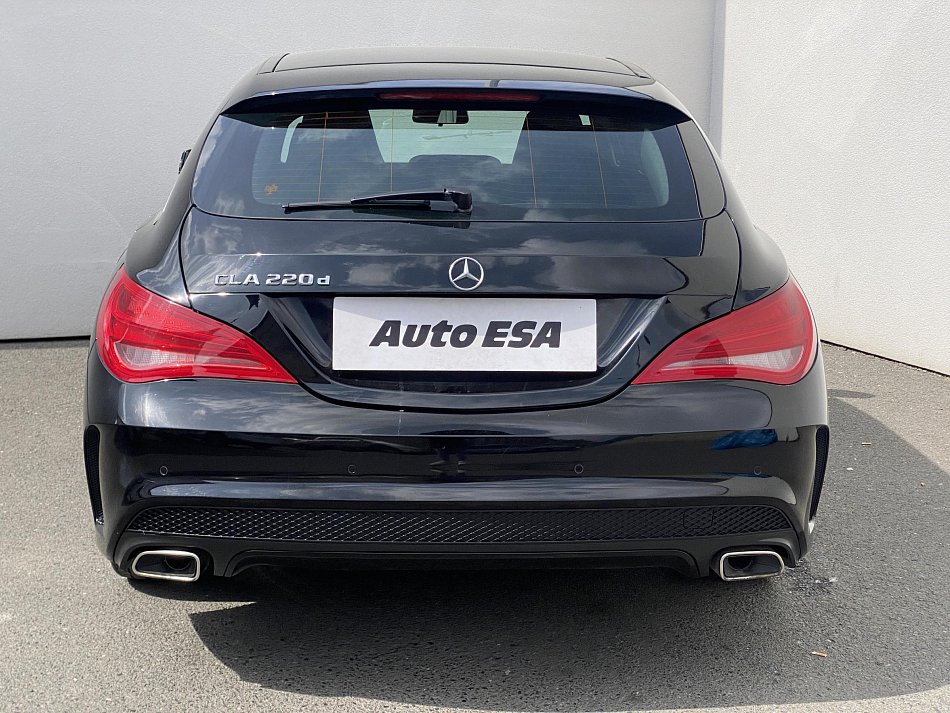Mercedes-Benz CLA 2.2 CDi AMG CLA220