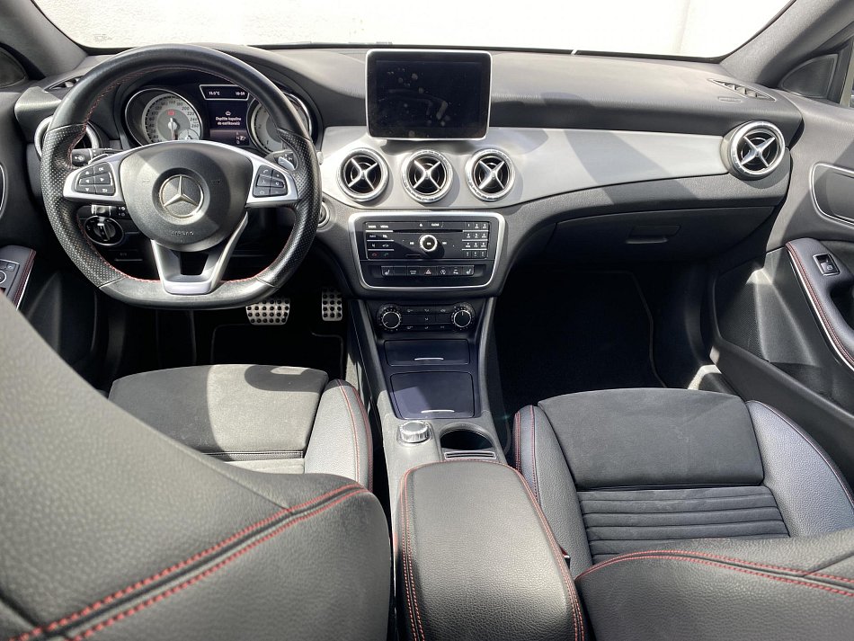 Mercedes-Benz CLA 2.2 CDi AMG CLA220