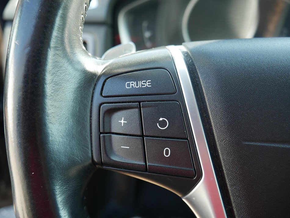 Volvo XC70 2.4 D4  AWD