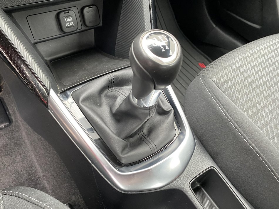 Mazda 2 1.5i 