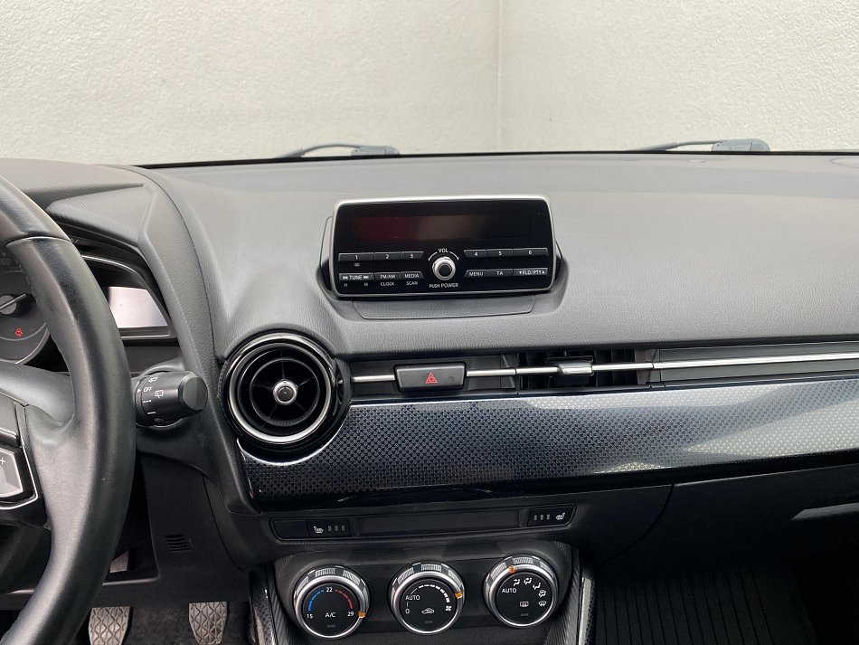 Mazda 2 1.5i 