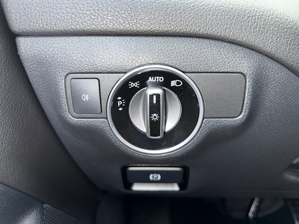 Mercedes-Benz CLA 2.2CDI  200d 4mat