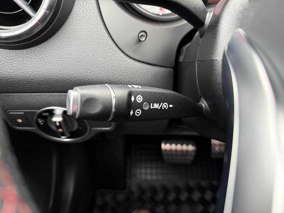 Mercedes-Benz CLA 2.2CDI  200d 4mat