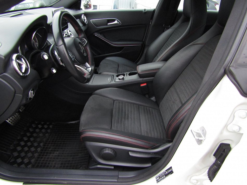 Mercedes-Benz CLA 2.2CDI  200d 4mat