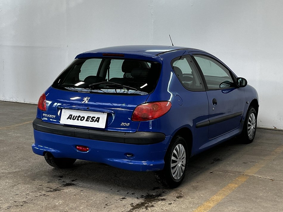 Peugeot 206 1.1i 