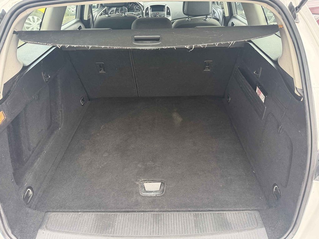 Opel Astra 1.6 CDTi 